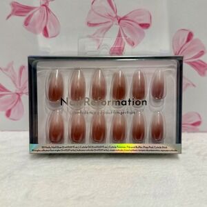 Nail Reformation Almond Press On Nails‎ 30pc Kit Rose Glaze